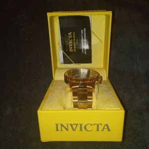 INVICTA mens gold watch